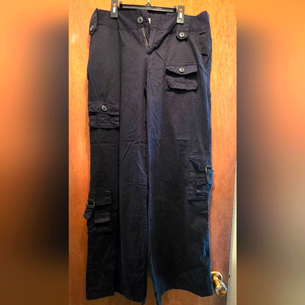 I ♥️ U Black Baggy Cool Lightweight Pocket Detailed Pants Sz11 Jr - Picture 1 of 8